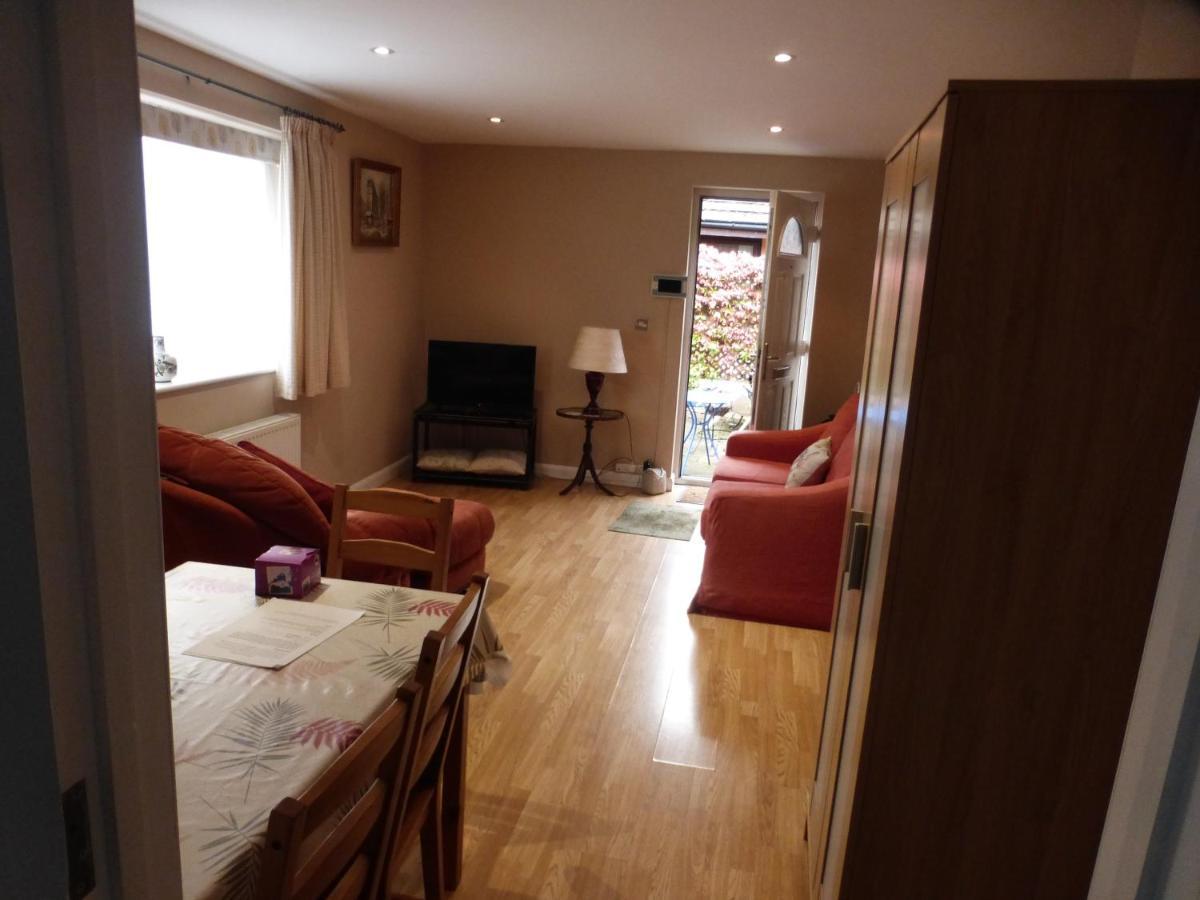 Self-Contained Private Apartment Barnet Exteriör bild